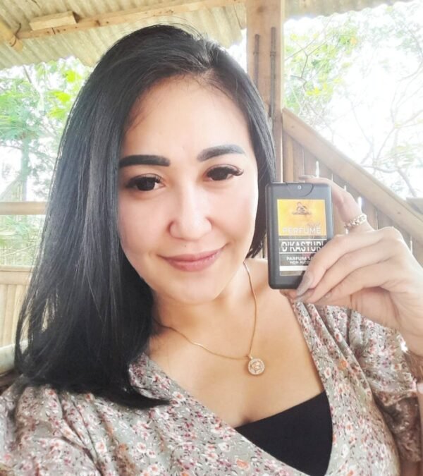 Parfum Sholat Saku No Alkohol Refil GegeDbako - D'Kasturi 17 ml